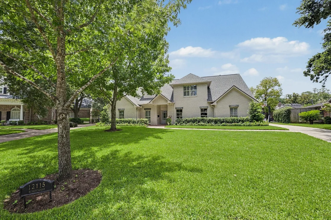 Photo of 12115 Beauregard Drive