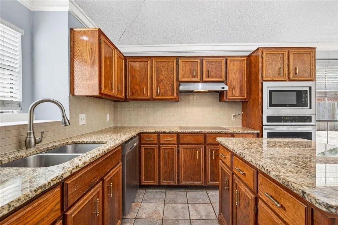 Photo of 6709 Whitewing Drive