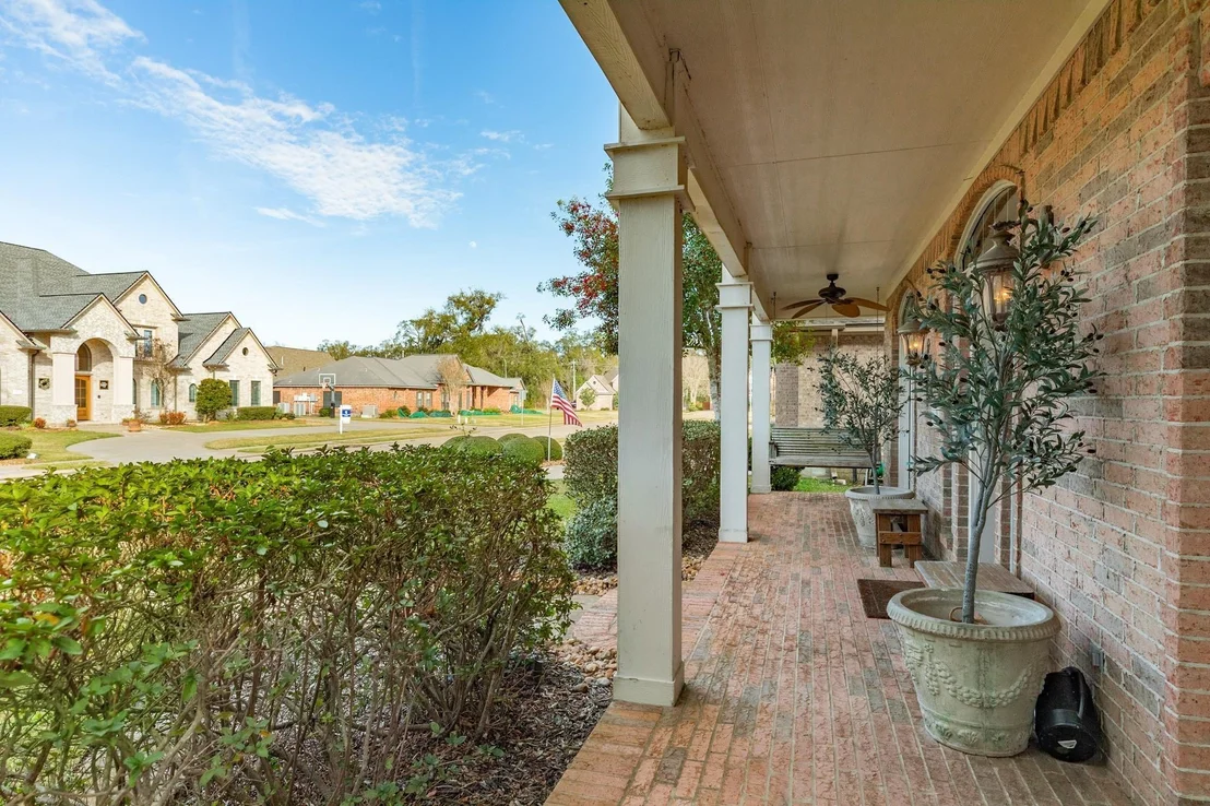 Photo of 204 Arrowhead Drive