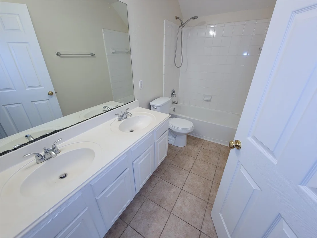 Photo of 17314 Winfield Square