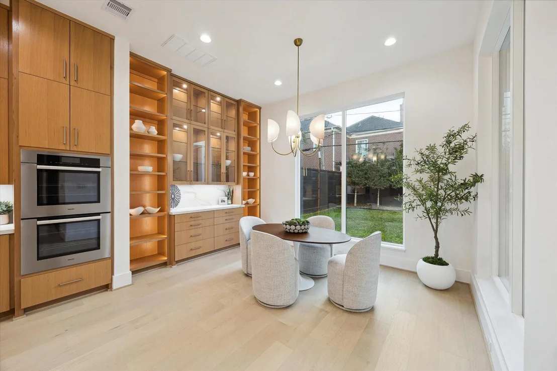 Photo of 2118 Westgate Drive