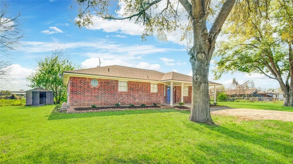 Photo of 1032 County Road 44