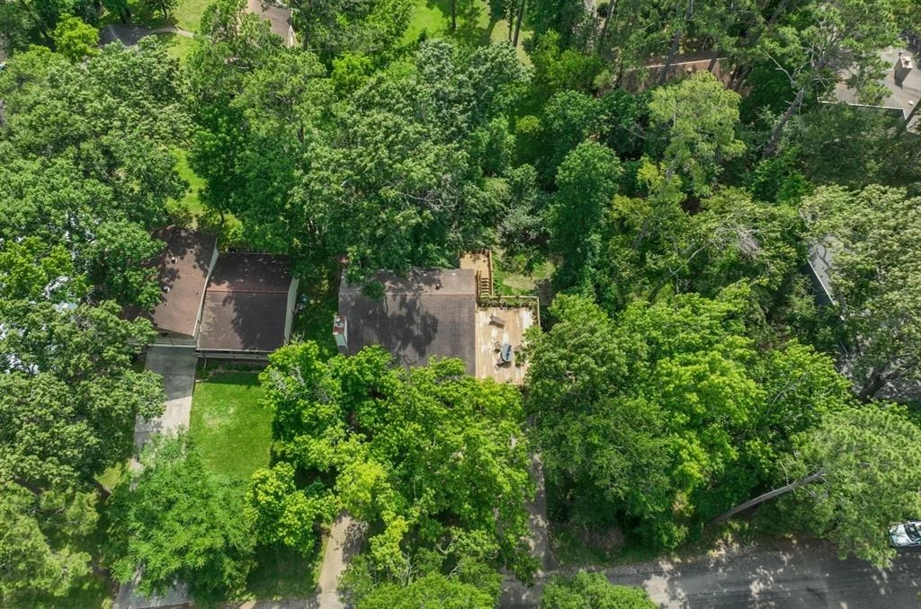 Photo of 81 Edgewater Lane
