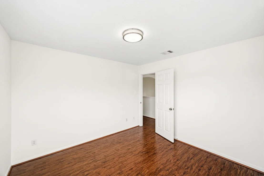 Photo of 6026 Dunsley Drive