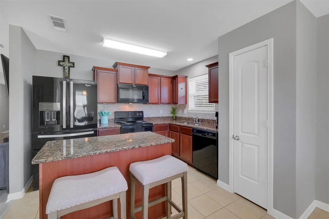 Photo of 9415 Gold Mountain Drive