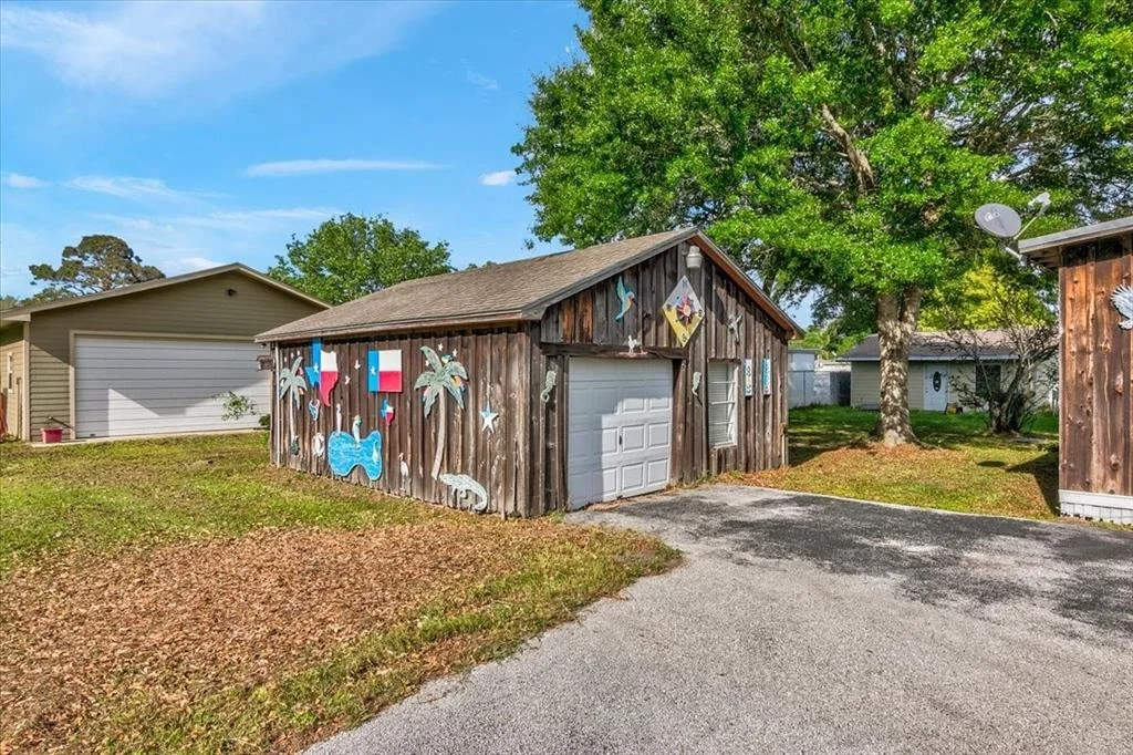 Photo of 219 Watie Road