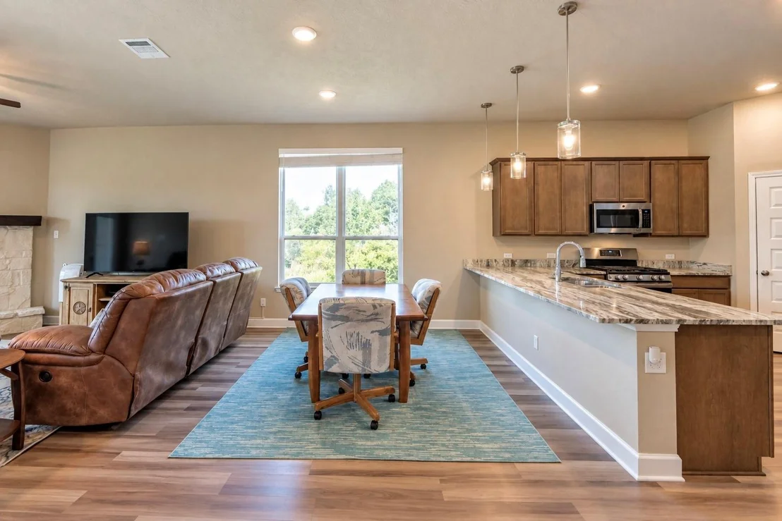 Photo of 2062 Winepress Road