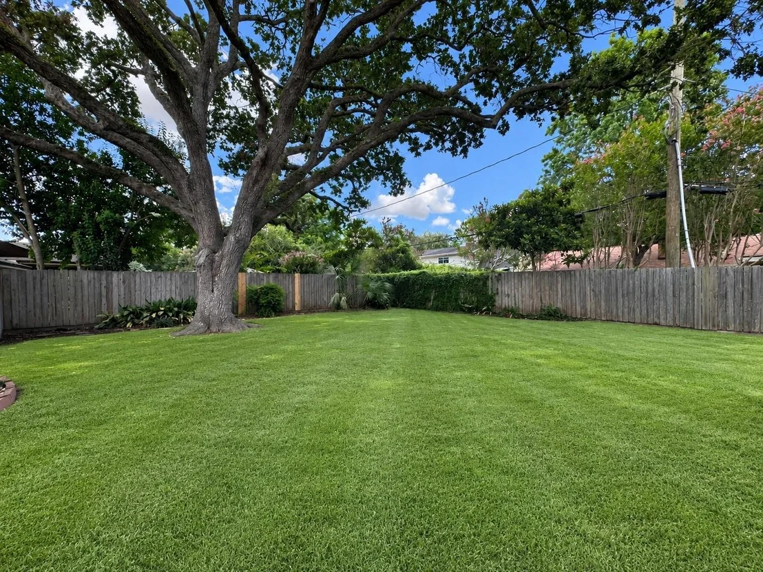 Photo of 5902 Arboles Drive