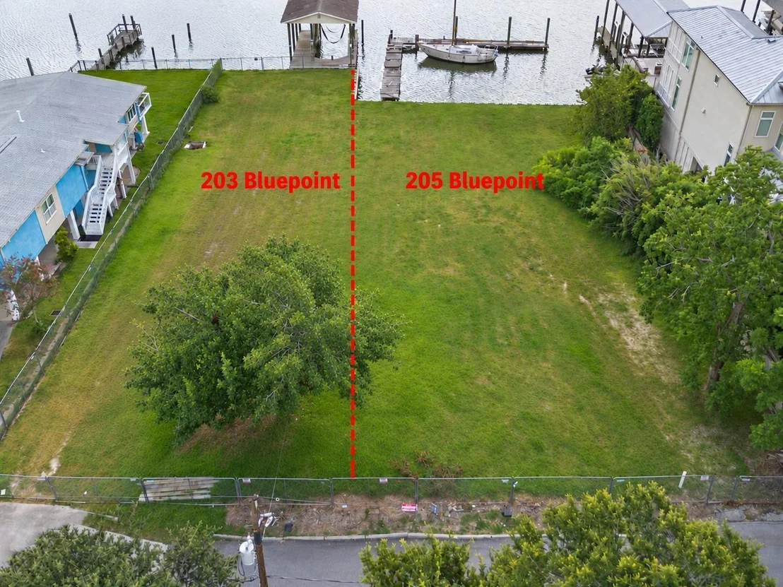 Photo of 205 Blue Point Road