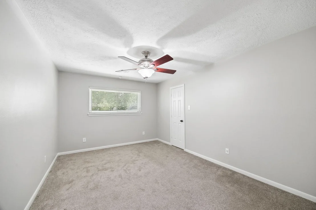 Photo of 2906 Eagle Creek Drive