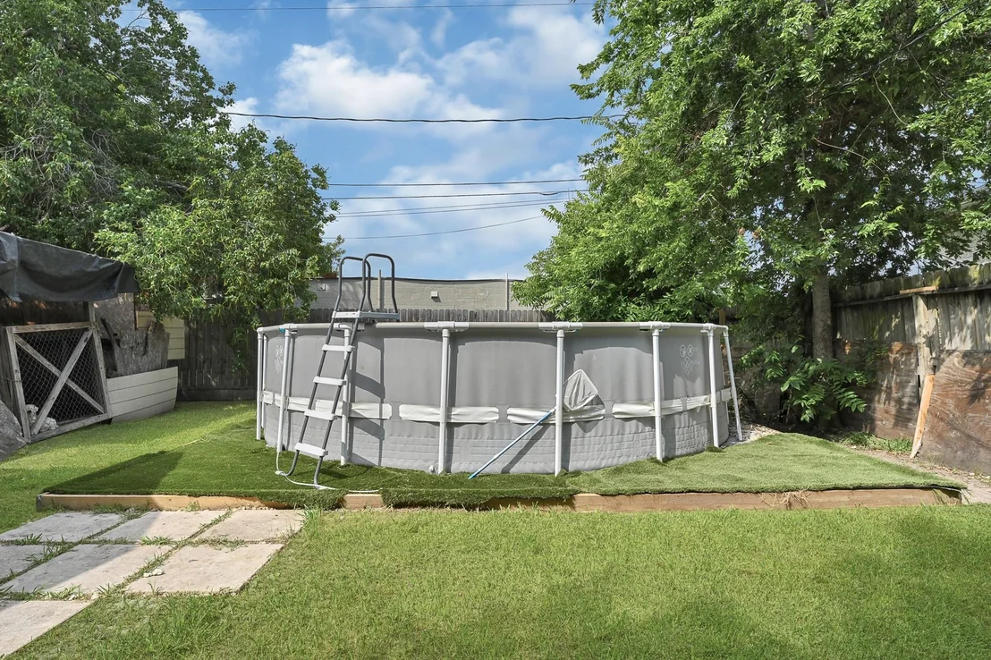Photo of 915 Coleman Avenue
