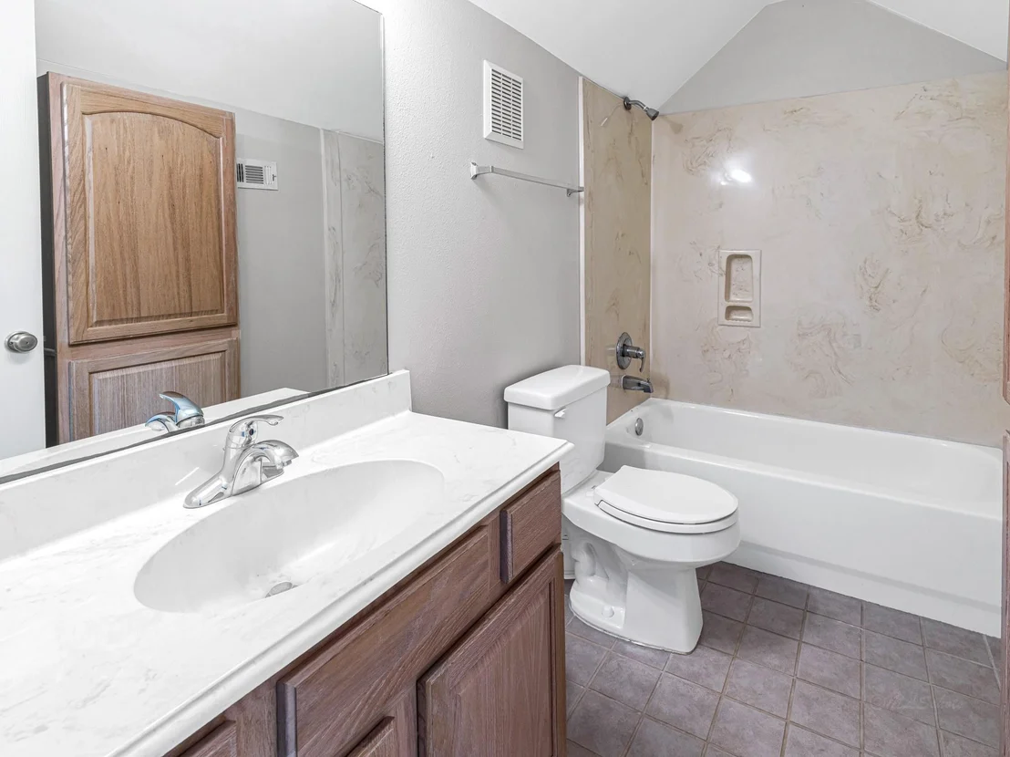 Photo of 32601 Rogers Road