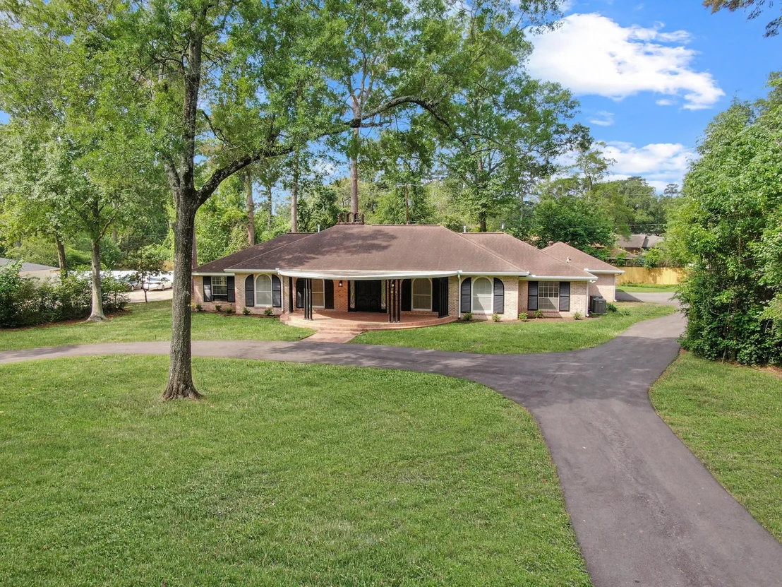 Photo of 3 Briarwood Drive