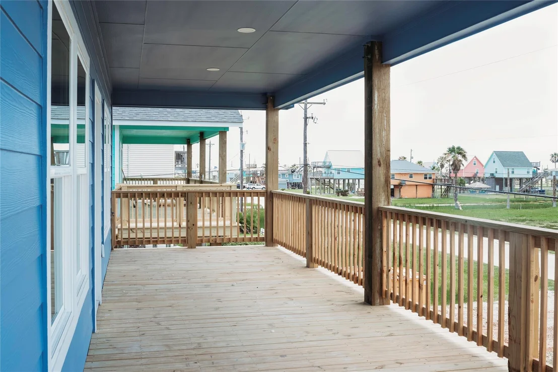 Photo of 528 Thunder Road