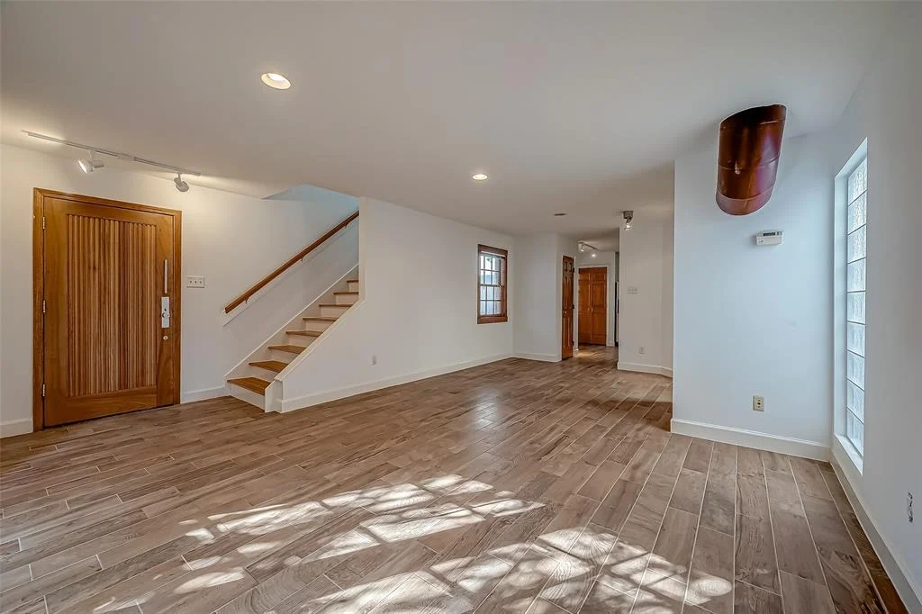 Photo of 2300 Driscoll