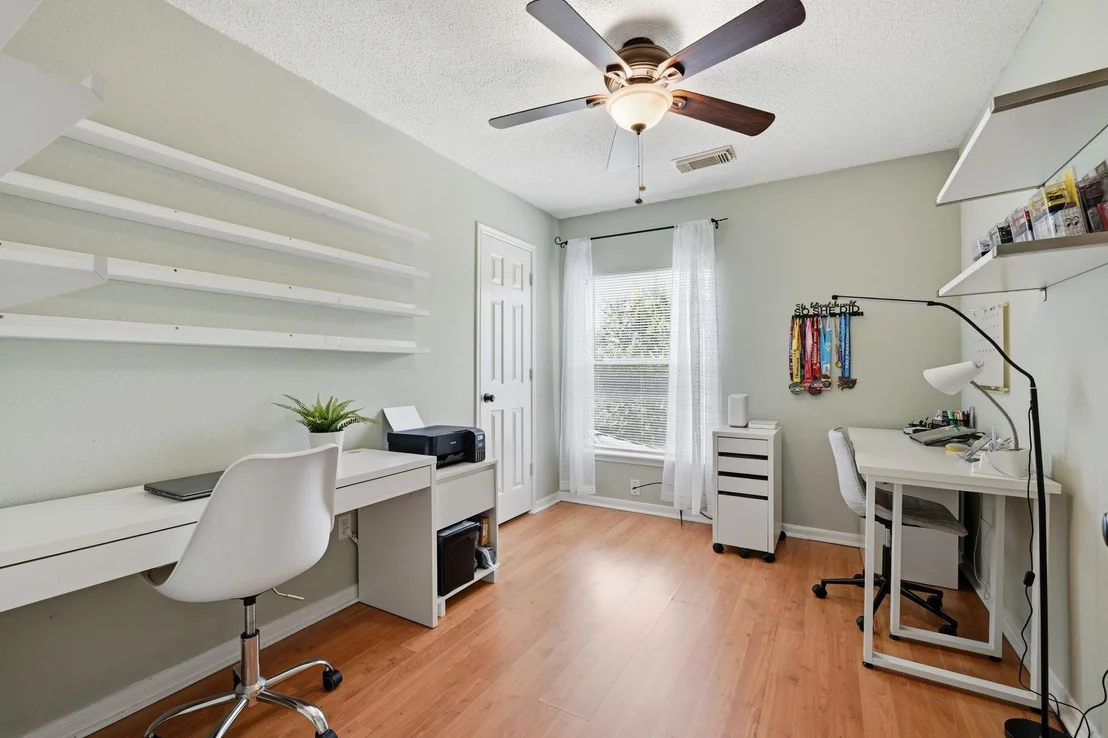 Photo of 23039 Indian Ridge Drive