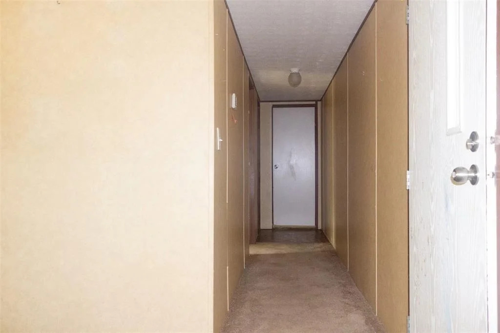 Photo of 8916 Lakeside Drive