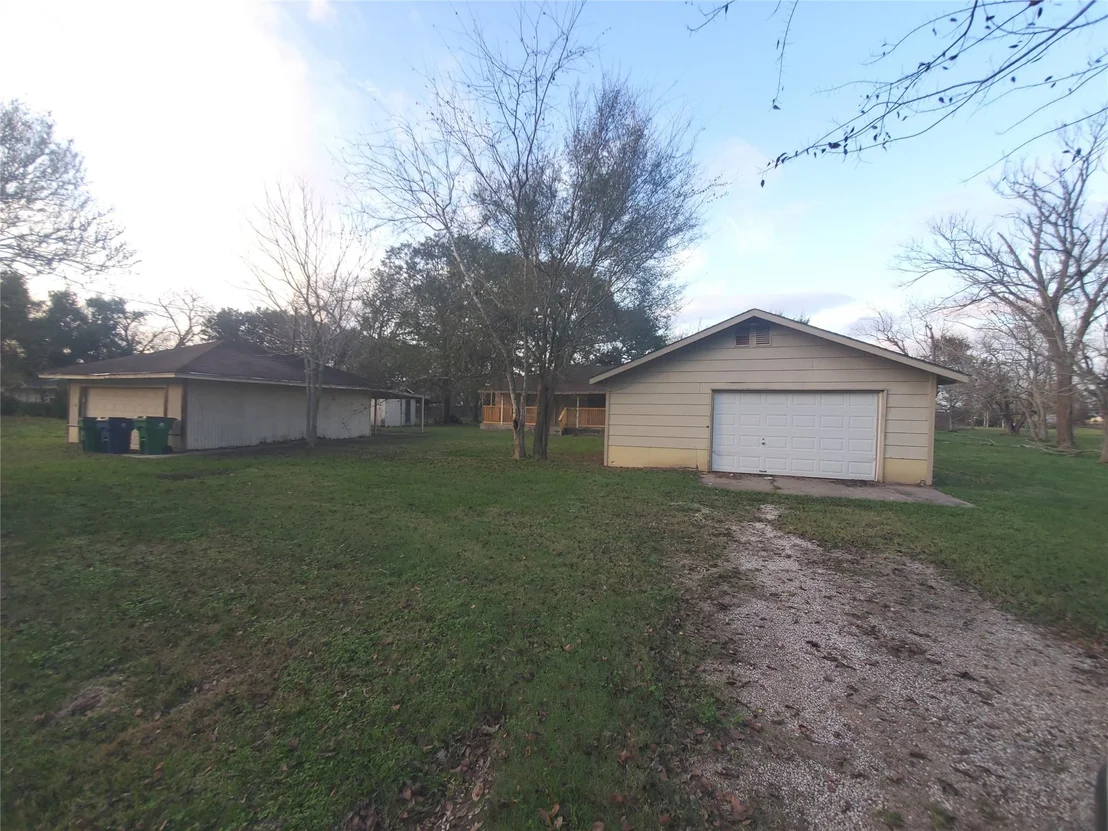Photo of 1233 Caldwell Road