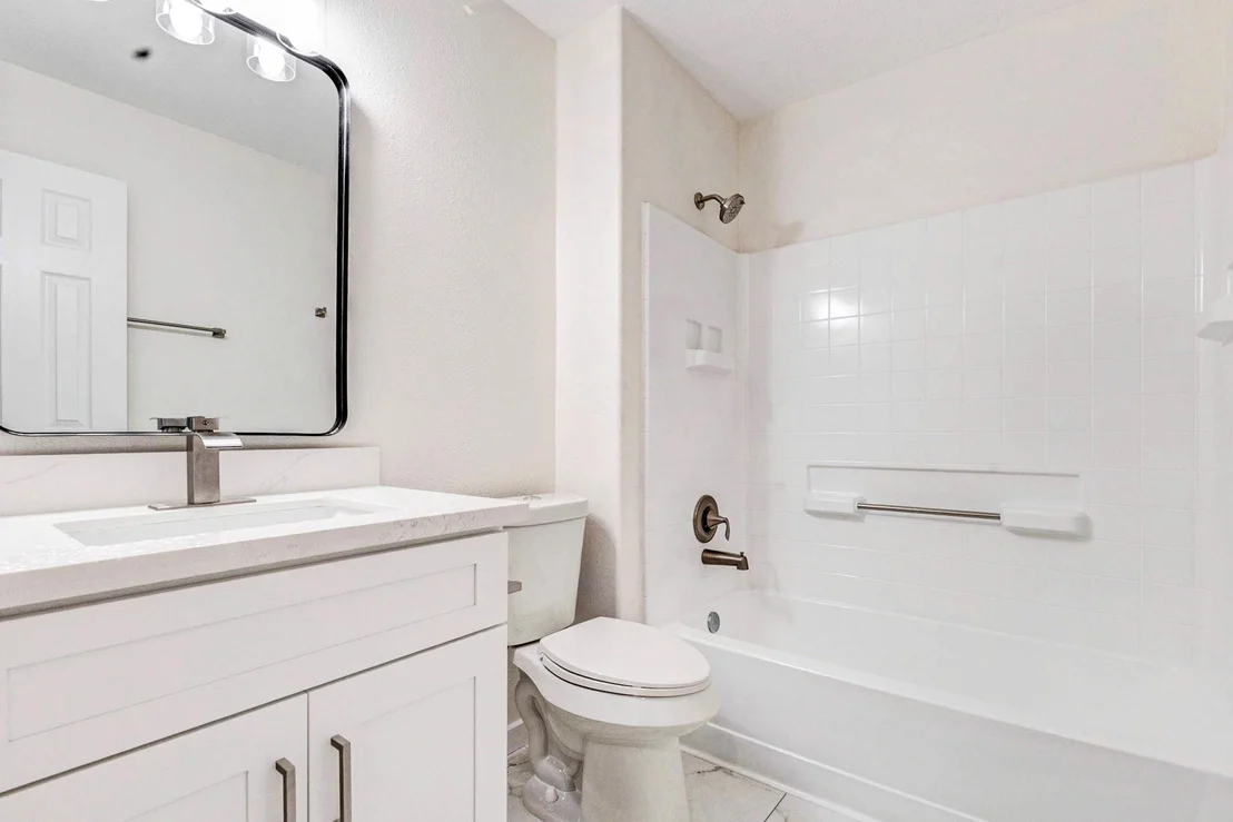 Photo of 714 Silver Cliff Lane