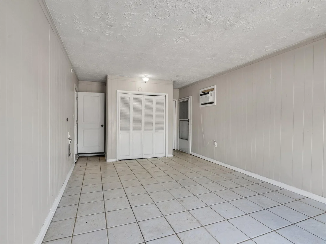 Photo of 6942 Peyton Street