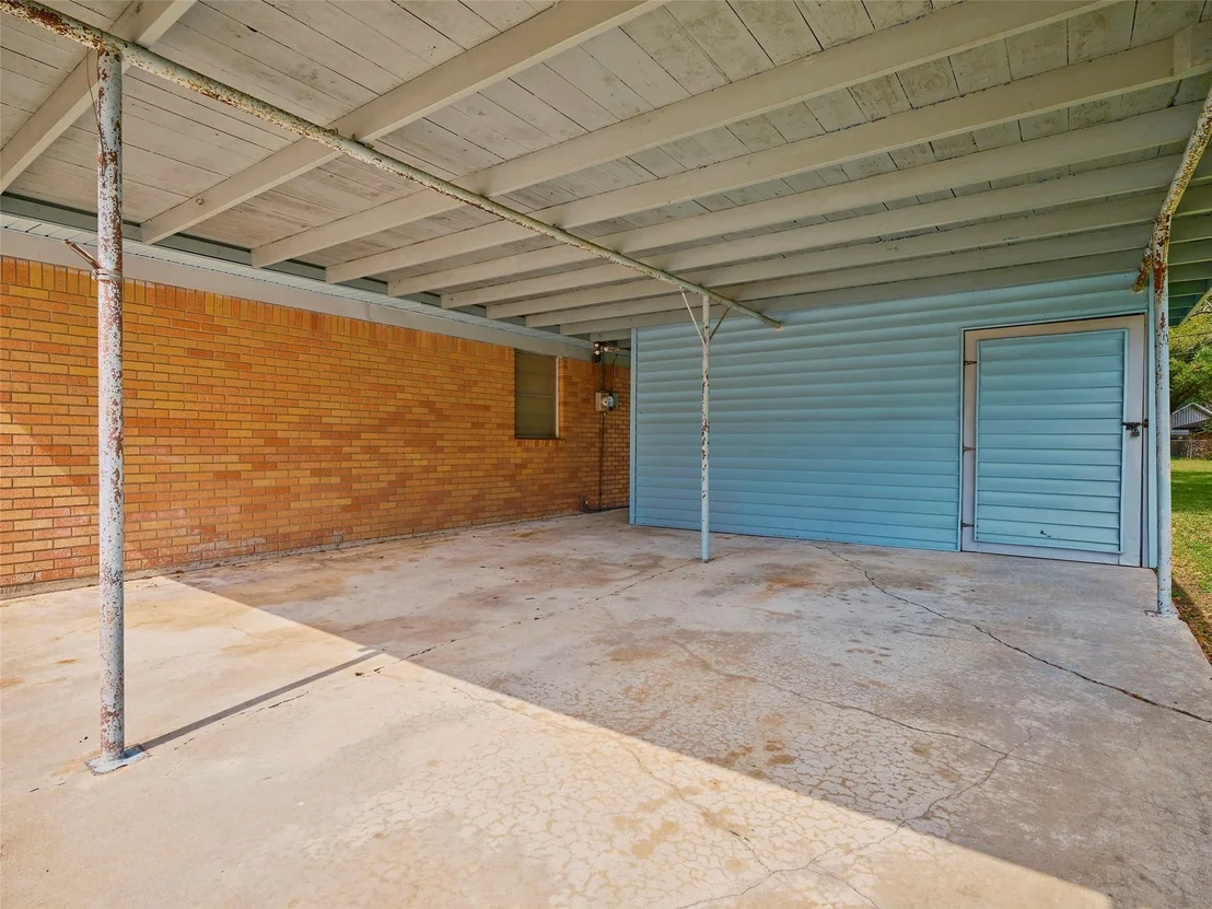 Photo of 3002 Lamar Circle