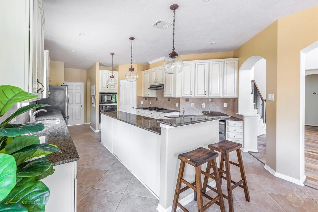Photo of 1206 Paralee Drive