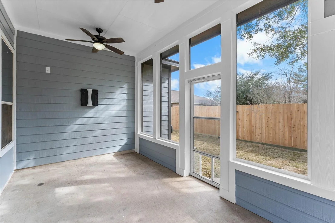 Photo of 18939 Cluster Oaks Drive