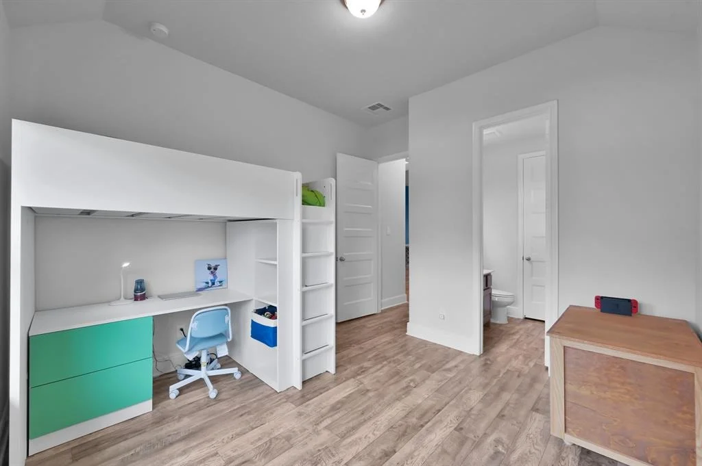 Photo of 232 Liatris Court