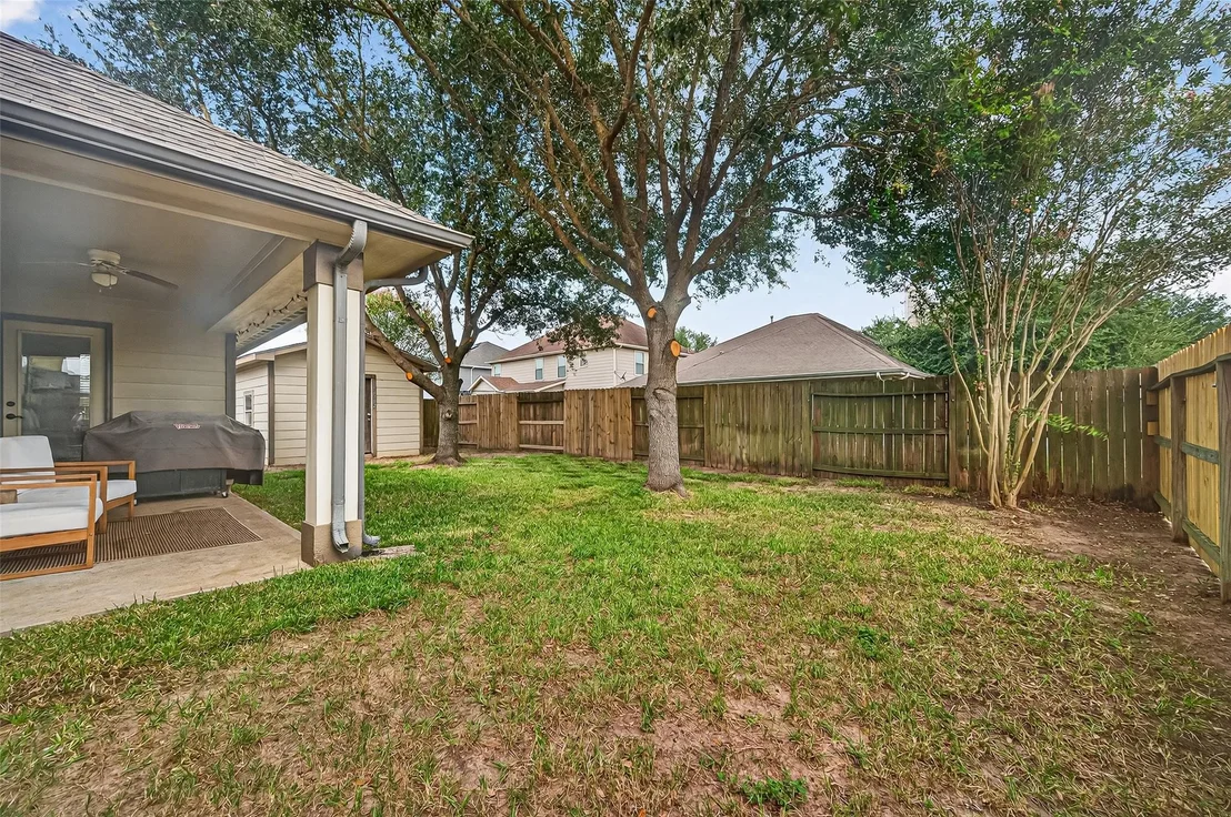 Photo of 16202 Peach Bluff Lane