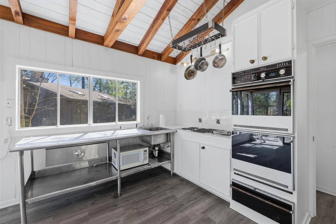 Photo of 400 Driftwood Drive