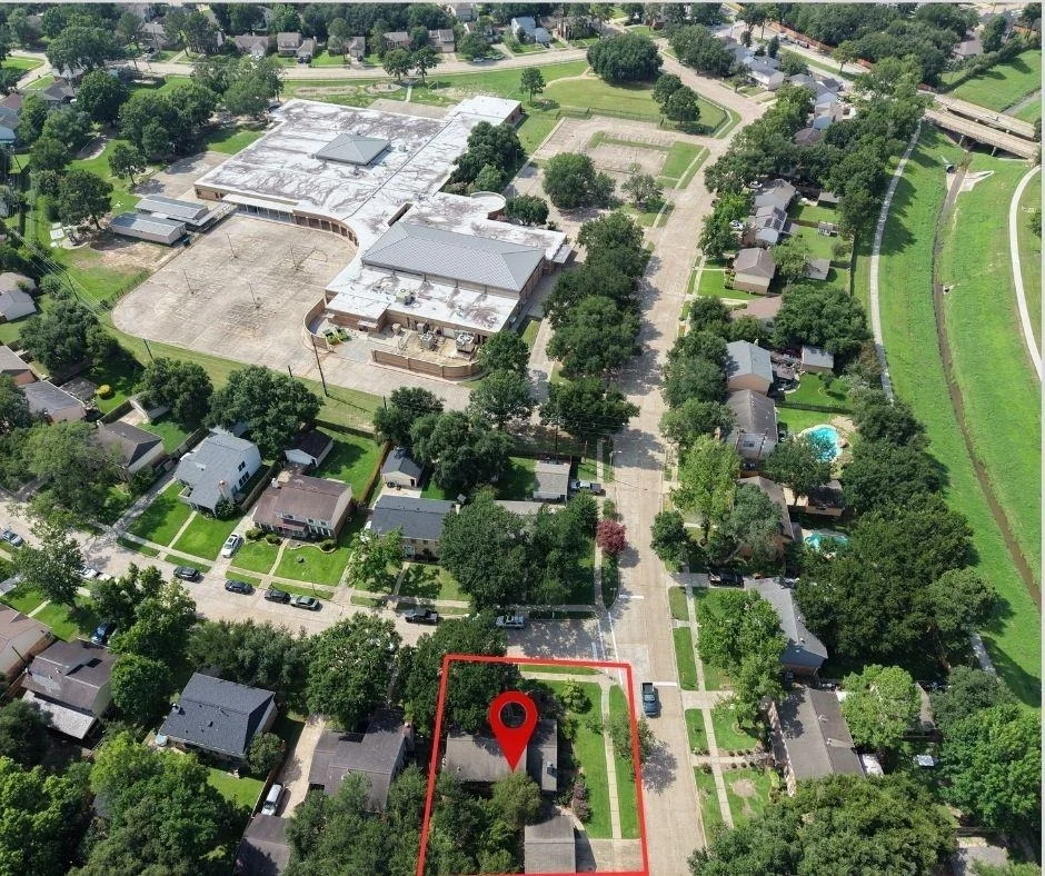 Photo of 15703 Maple Manor Drive