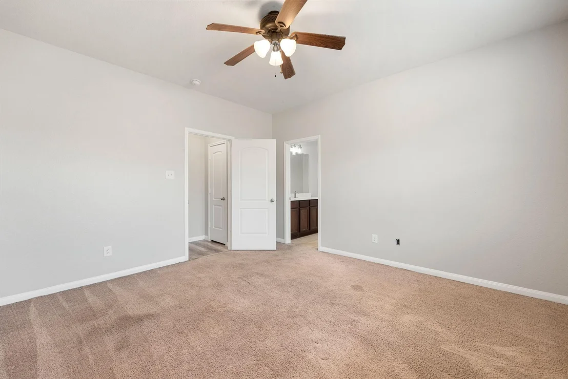 Photo of 12050 Quartersawn Lane