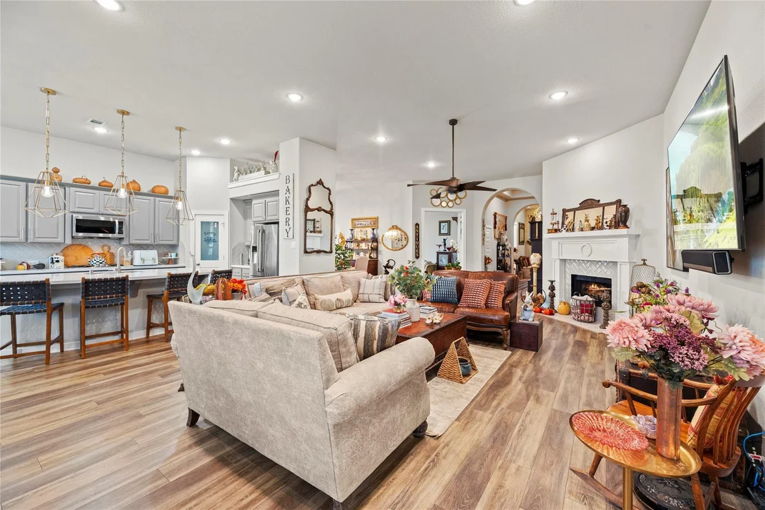 Photo of 6906 Thomas Trail