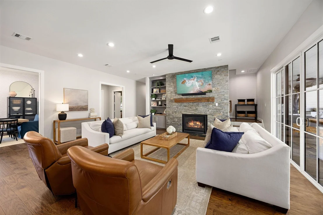 Photo of 3008 S Saddlebrook Lane