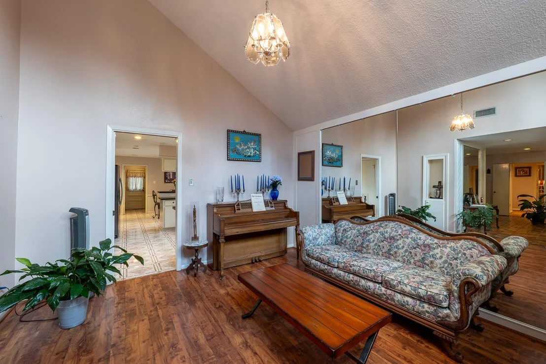 Photo of 7926 Quail Meadow Drive