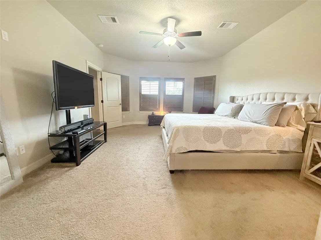 Photo of 313 Creekside Lane