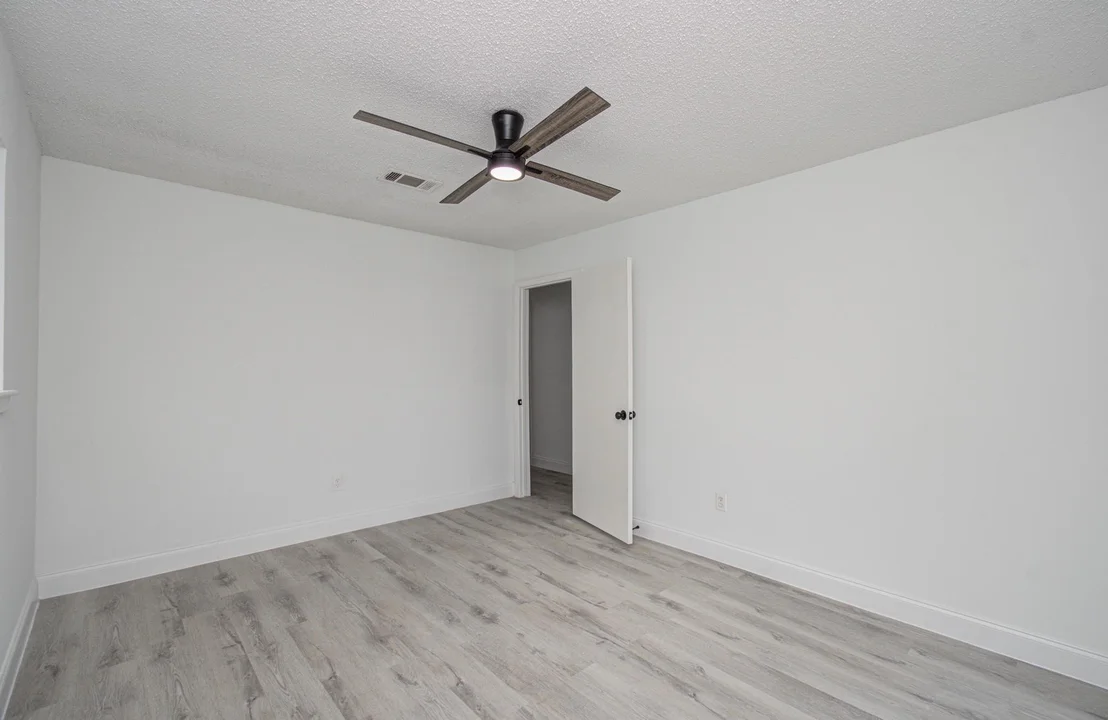 Photo of 114 Swiss Lane