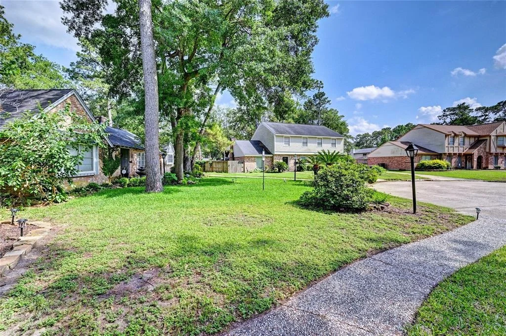 Photo of 5802 Foresthaven Drive