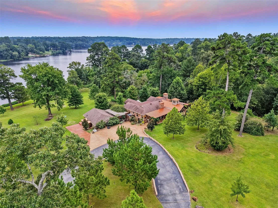 Photo of 179 Springlake Drive