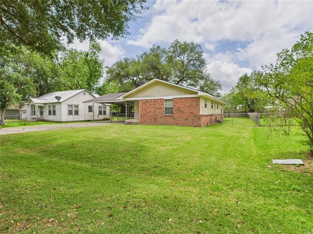 Photo of 812 Merry Lane