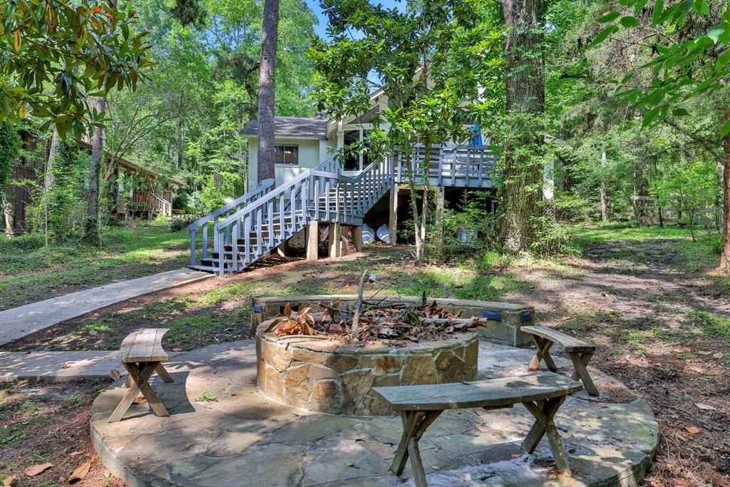 Photo of 1251 Lakeview Estates Drive