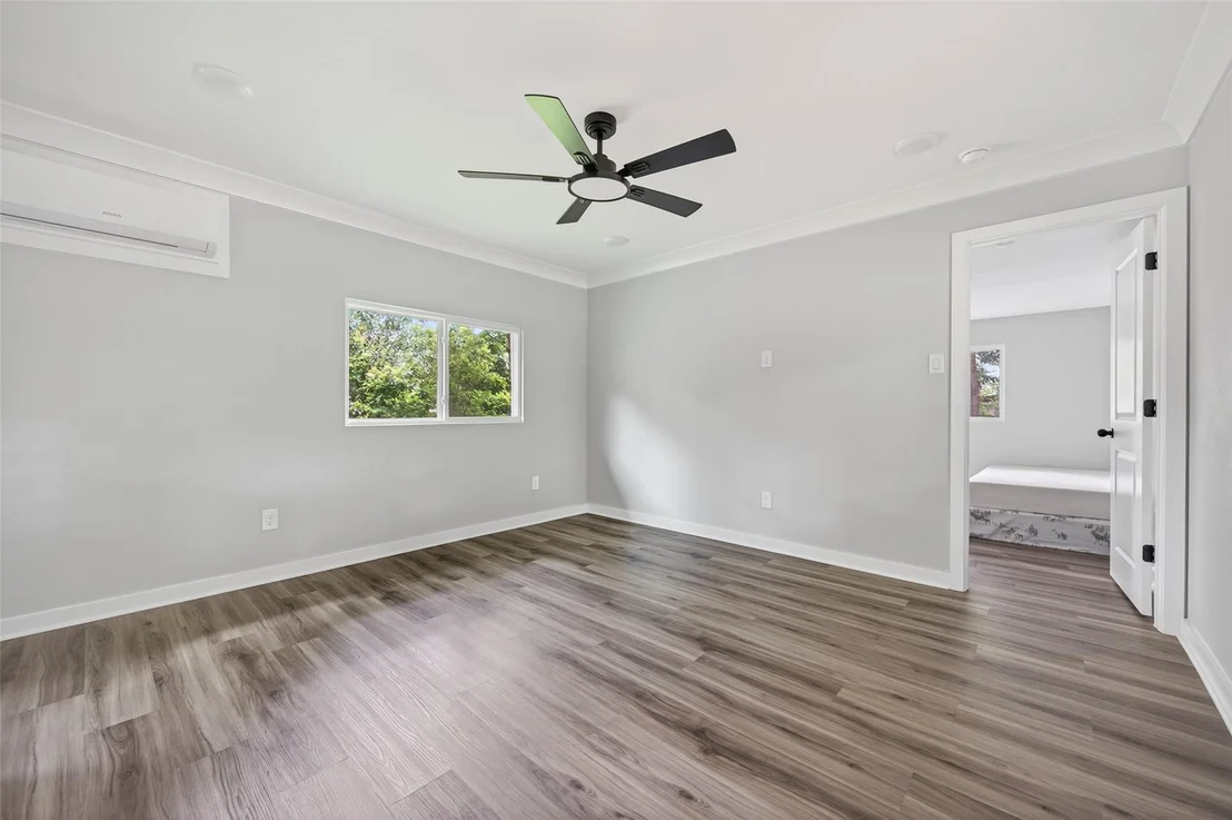 Photo of 127 Pine Wood Dr