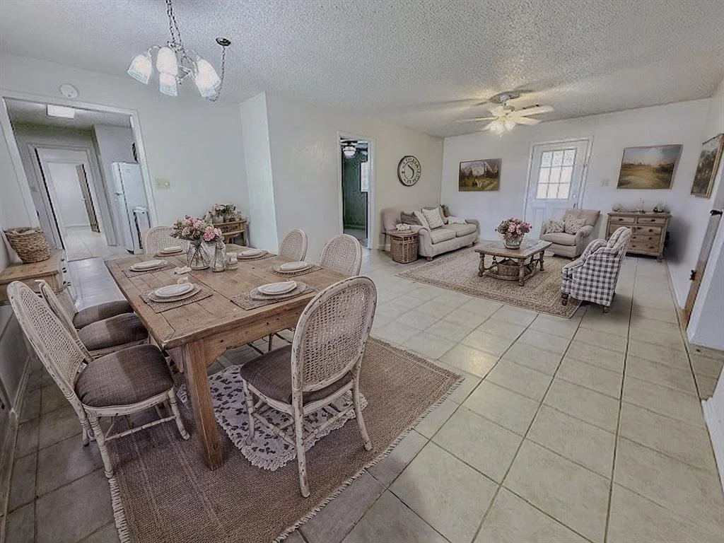 Photo of 1103 Kelving Way