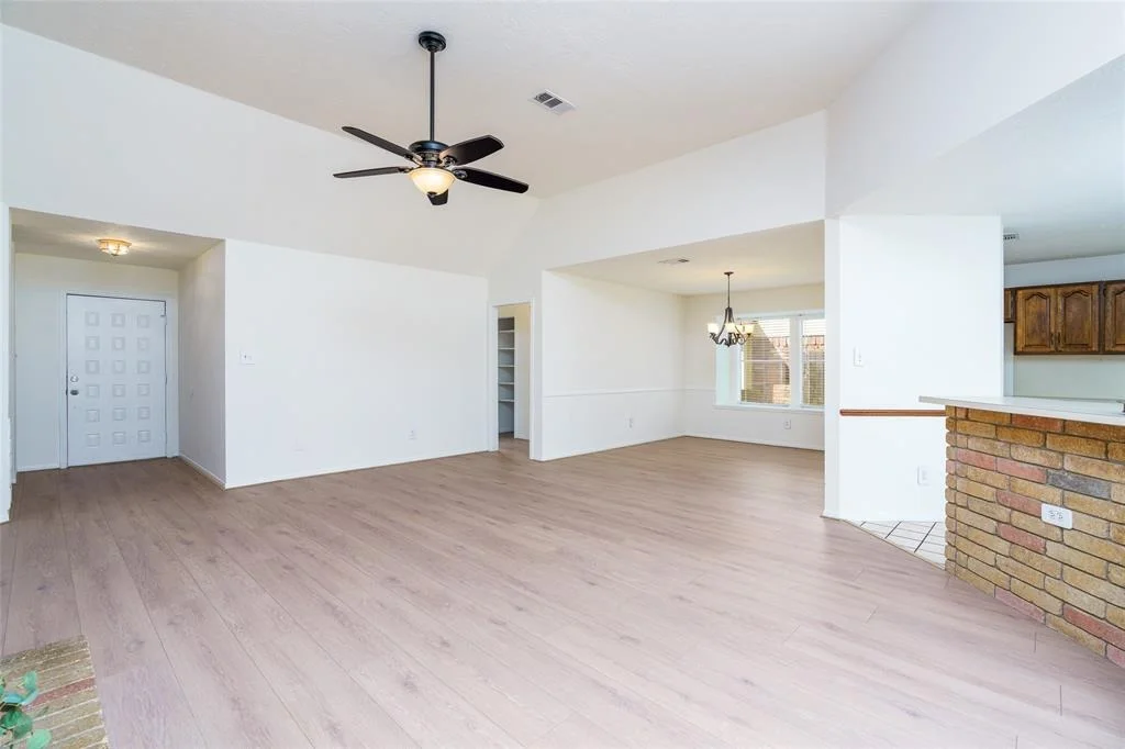 Photo of 25206 Lynbriar Lane