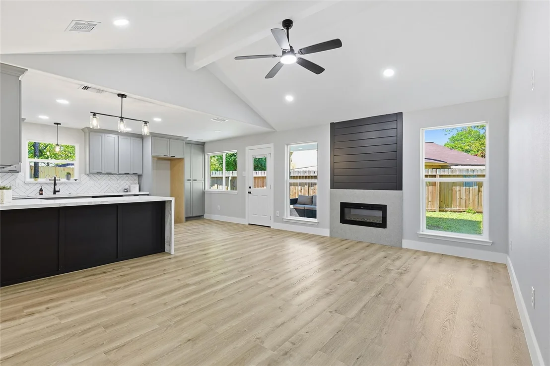 Photo of 11415 Echo Ledge Street
