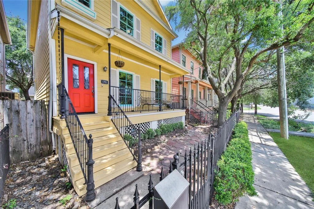 Photo of 1745 Beall Street