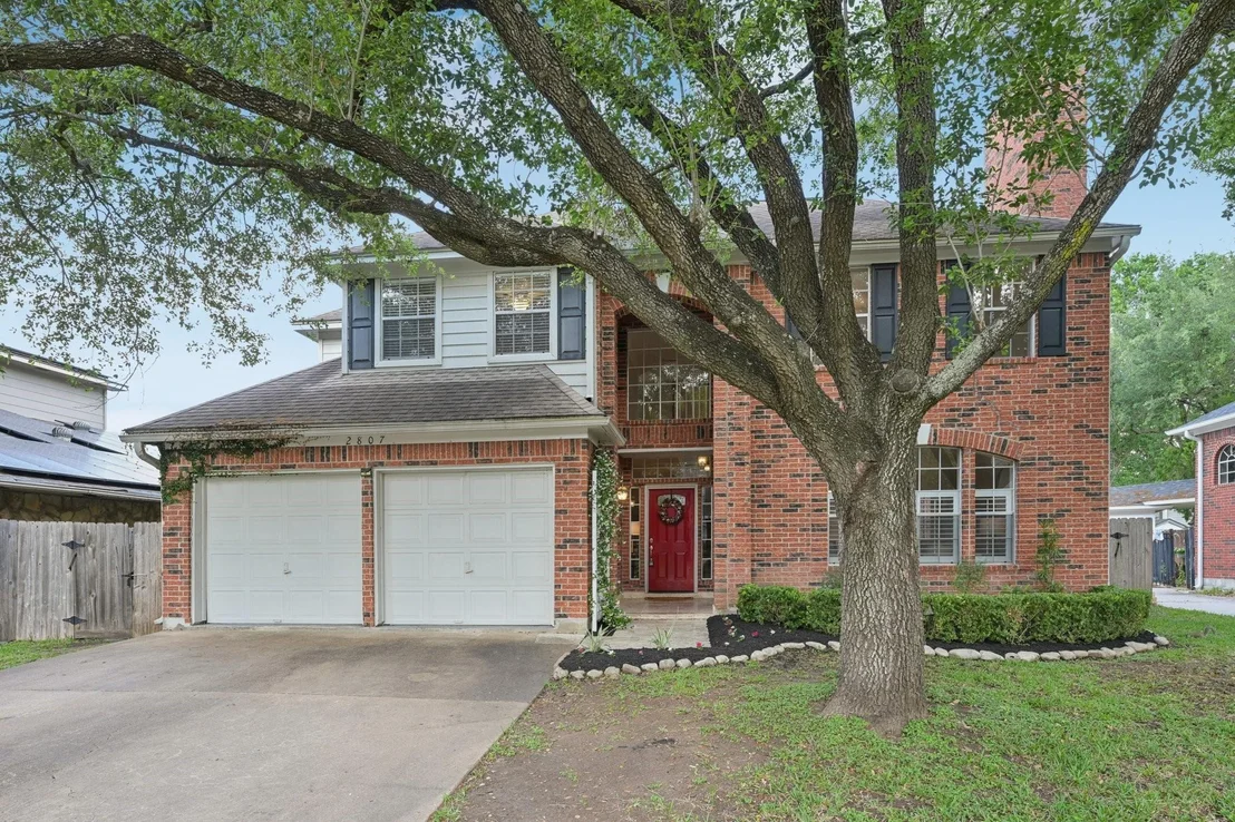 Photo of 2807 Stone Way Drive