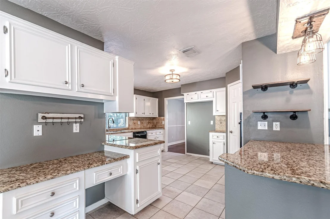 Photo of 8211 Riverglade Drive