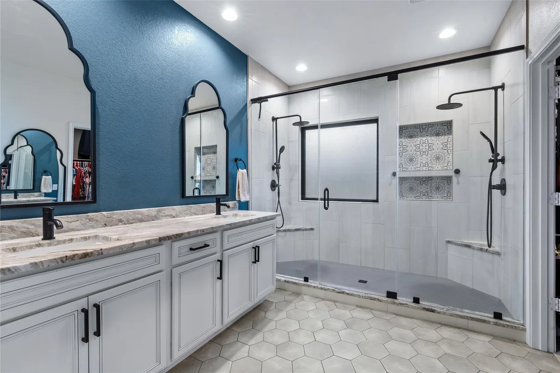 Photo of 443 Stonebrook Lane
