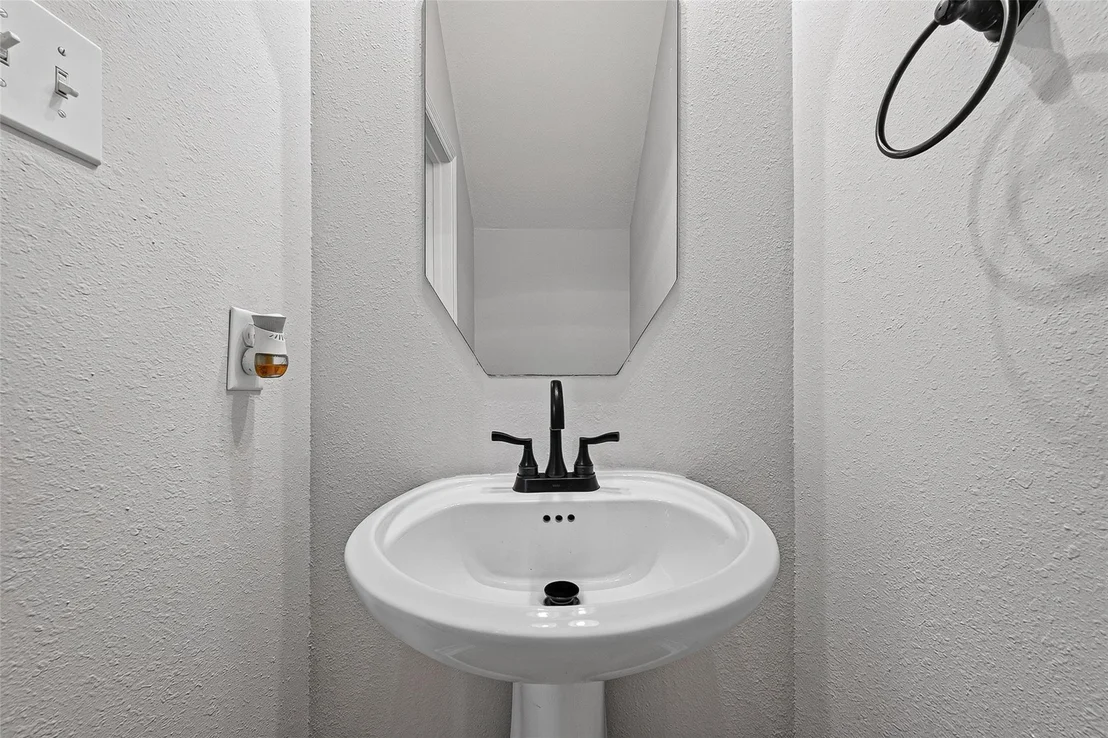 Photo of 4103 Misty Waters Lane